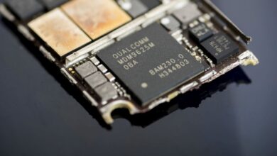 Apple ने टॉप क्वालकॉम के लिए तीन साल के मॉडेम रोलआउट की योजना बनाने के लिए कहा